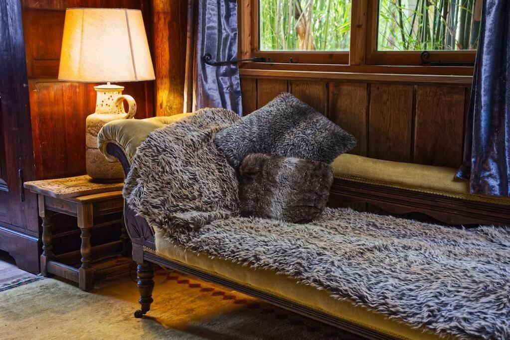 Jungle Cabin Martin Mill ภายนอก รูปภาพ